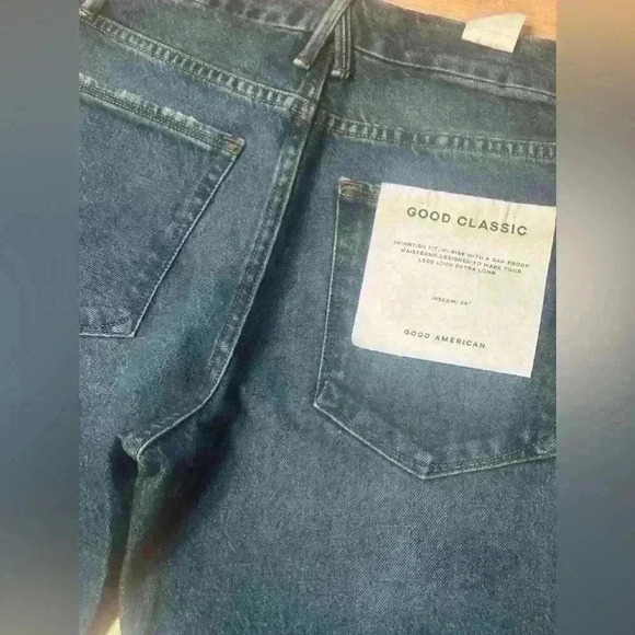 Good American Good Classic Jeans NWT Size 2/26 - Picture 3 of 6